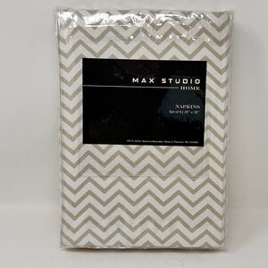 Max Studio Home NWT Chevron Pattern Cotton Napkins Tan Set of 6